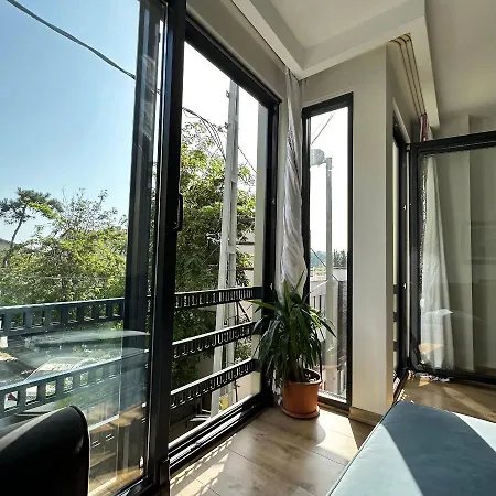 Luxurious Garden Flat By Summitvista Istanboel